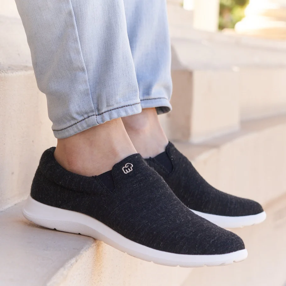 Men's Slip-Ons Black/White - Image 6